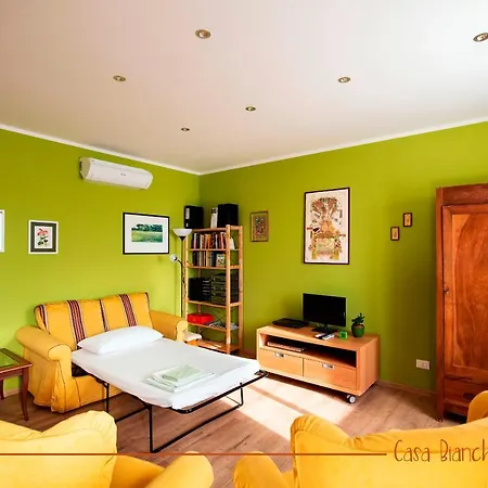 펜션 Casa Bianchera *